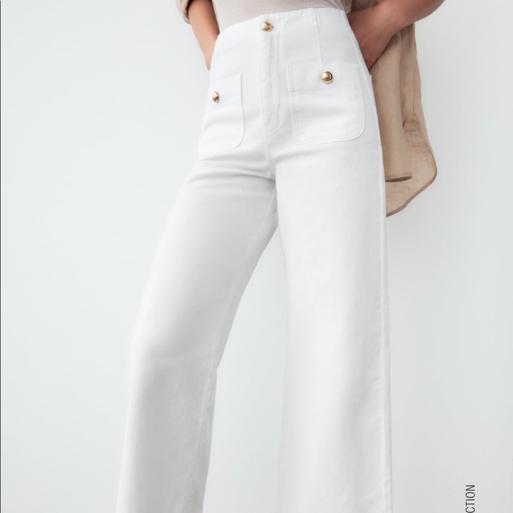 COPY - Zara White Cropped Wide Leg Button Up Jean NWT